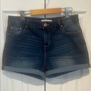 My Style Blue Denim Cuffed Shorts Size 12